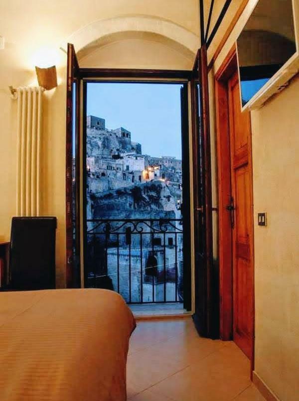 מלון מטרה Saxum - Residenze Del Caveoso מראה חיצוני תמונה